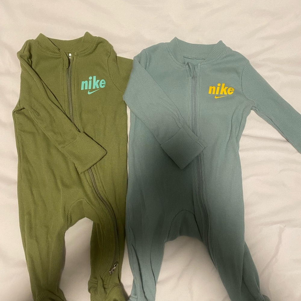 Nike Baby Zipper Sleeper